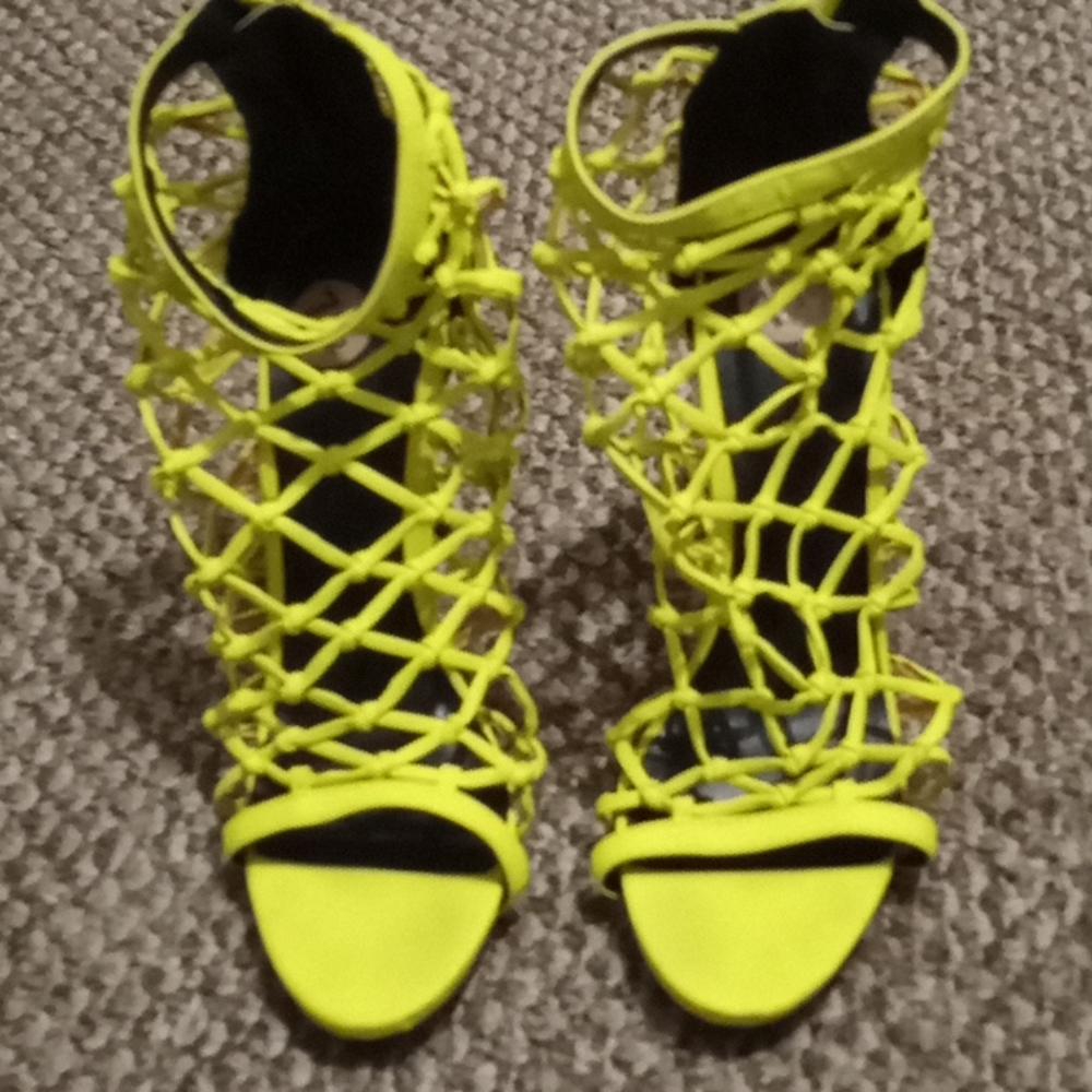 Lim green high heels